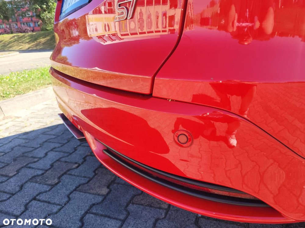 Ford Focus 2.0 EcoBoost ST - 10