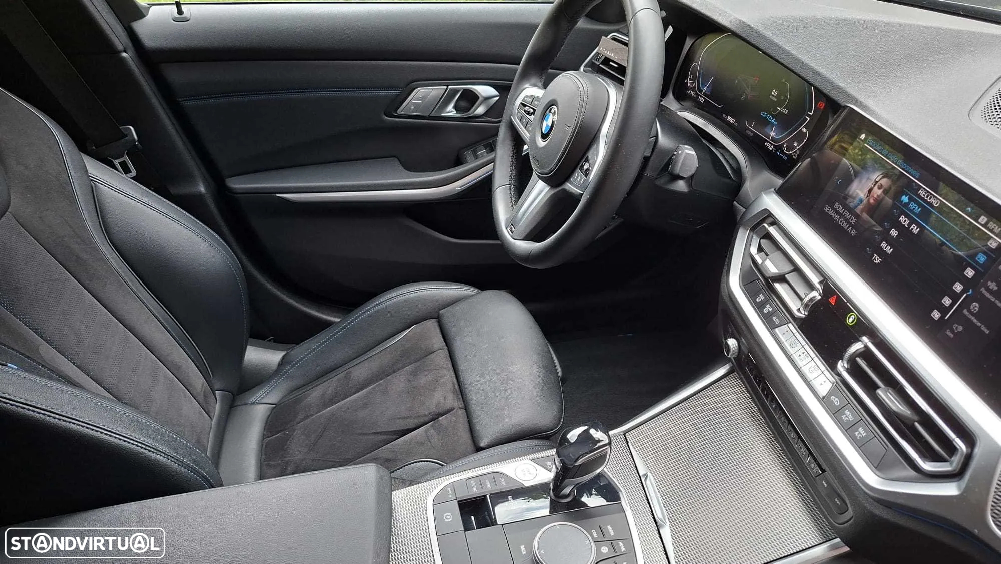 BMW 330 e Pack 50 anos M Auto - 17