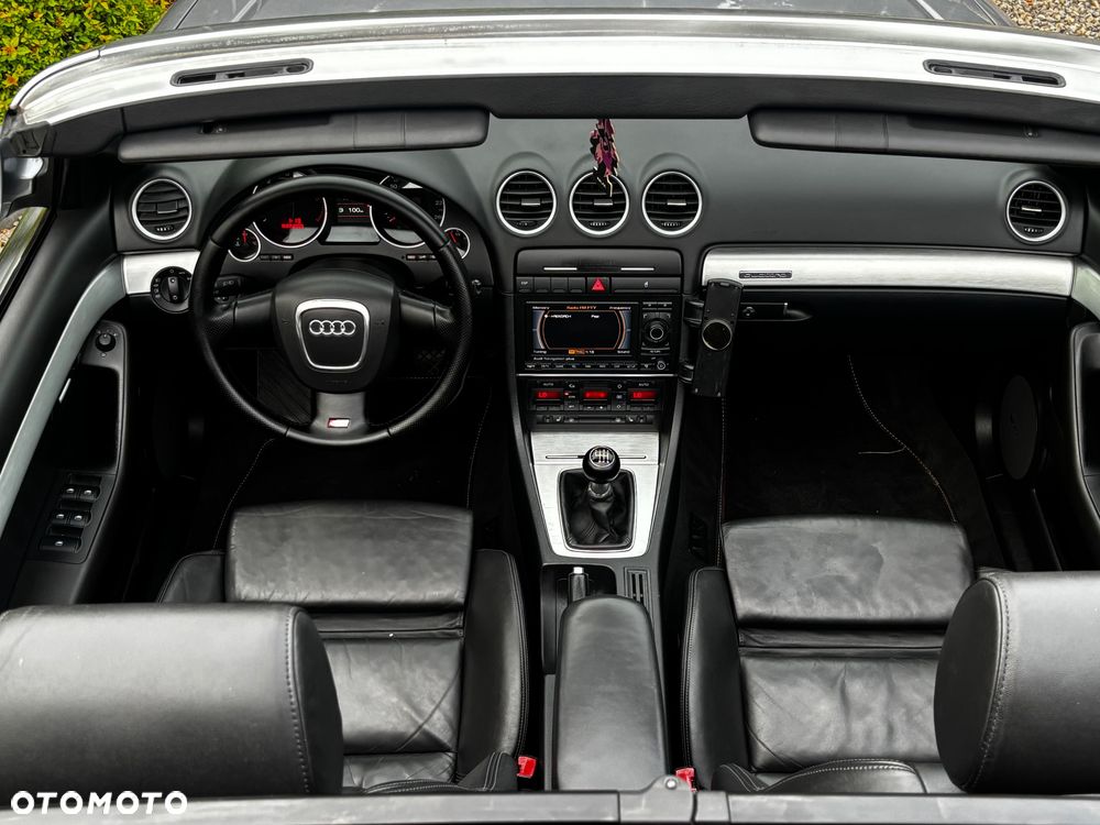 Audi A4 Cabrio - 12