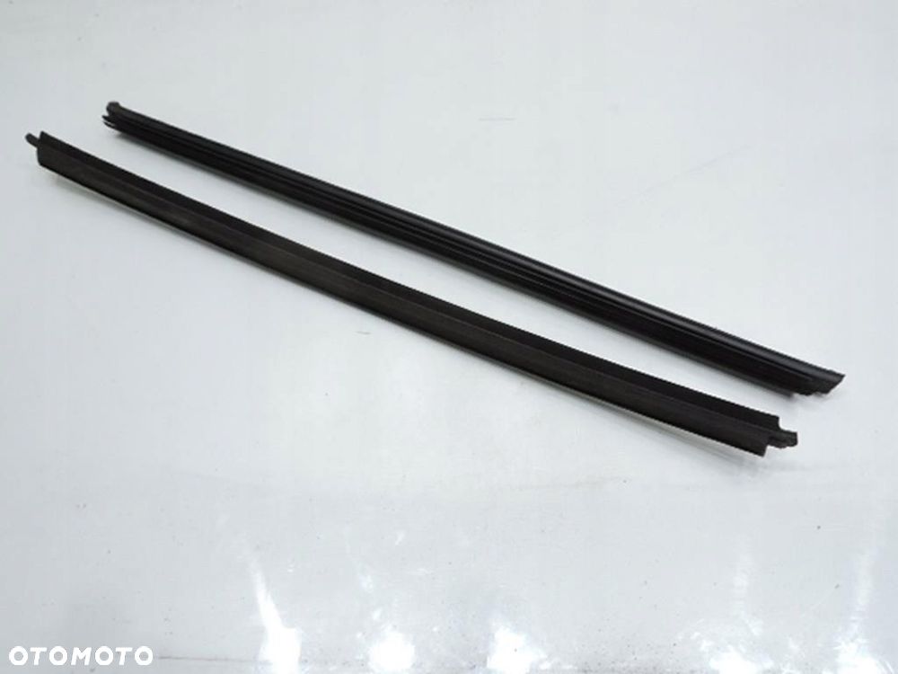 LISTWA ZGARNIAJĄCA LEWY TYŁ CITROEN XSARA PICASSO - 5