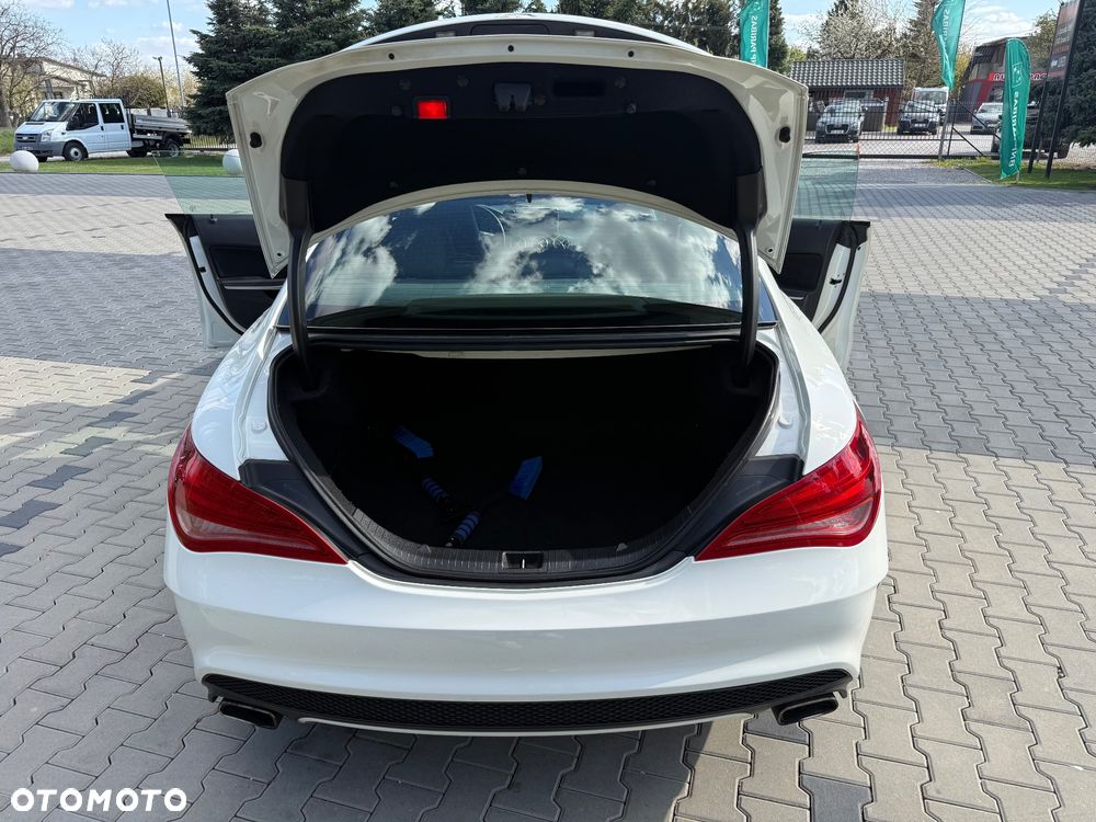 Mercedes-Benz CLA - 24