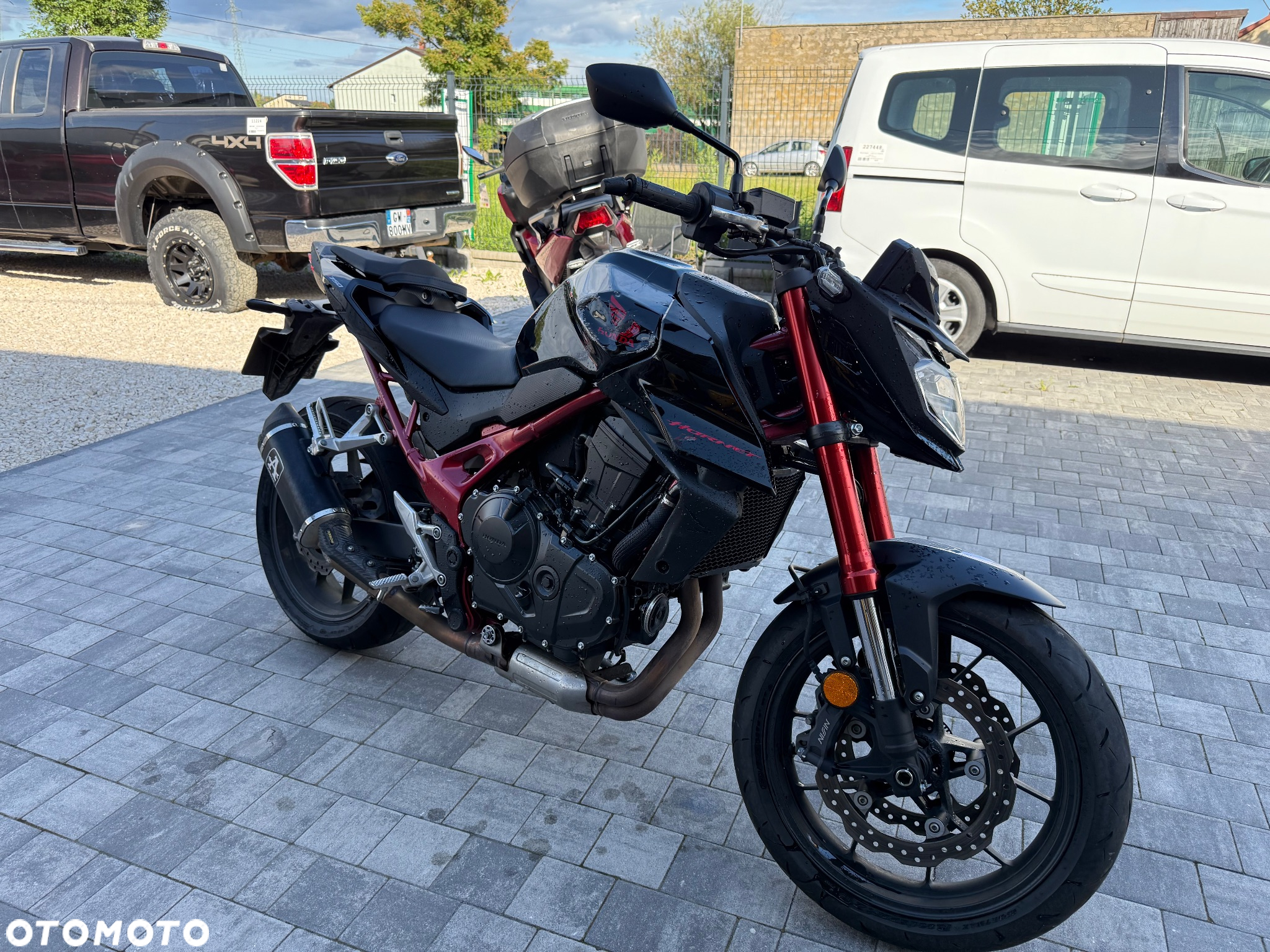 Honda Hornet - 4