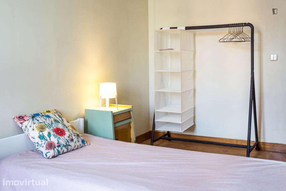 Quarto - localizado em Telheiras Lisbon - Grande imagem: 2/14