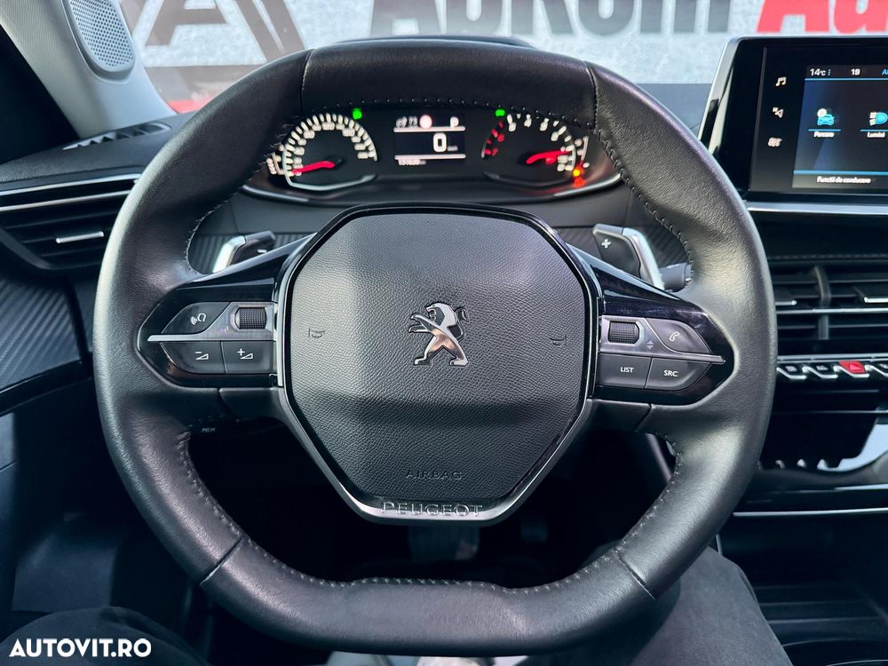 Peugeot 2008 PureTech 130 EAT8 Allure - 23