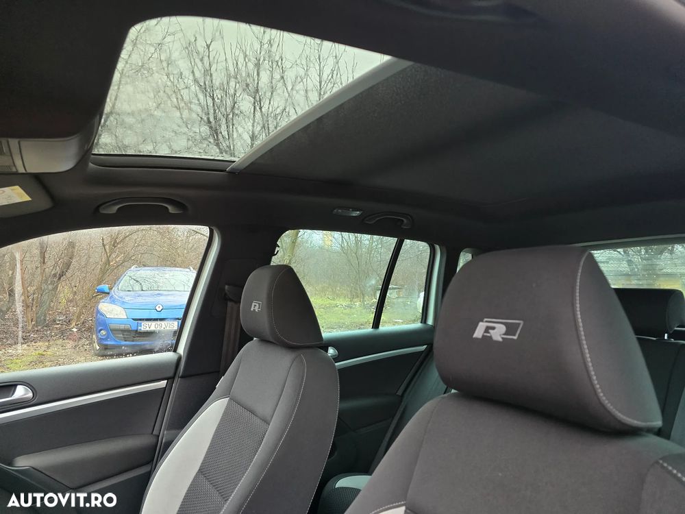 Volkswagen Tiguan - 16