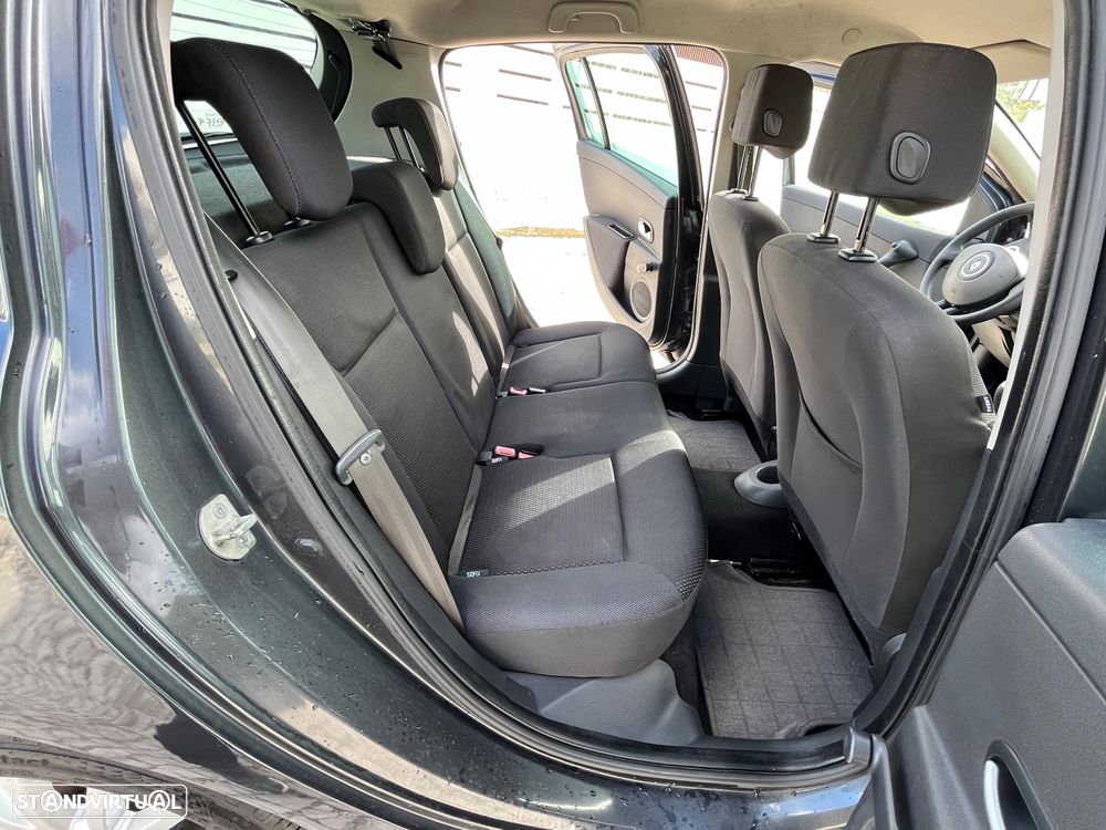 Renault Clio 1.2 16V Dynamique - 16