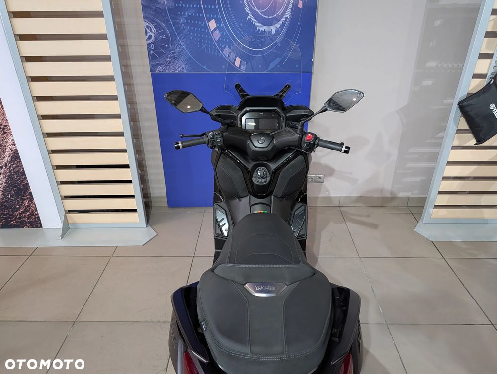 Yamaha X-max - 7