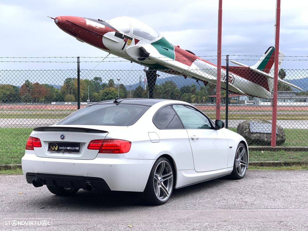 BMW 320 d Coupe Edição M - 8