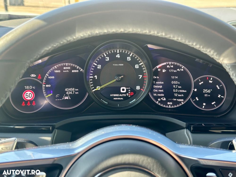 Porsche Cayenne E-Hybrid Tiptronic S - 9