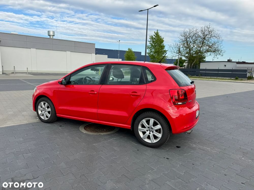 Volkswagen Polo 1.2 TSI Highline DSG - 2