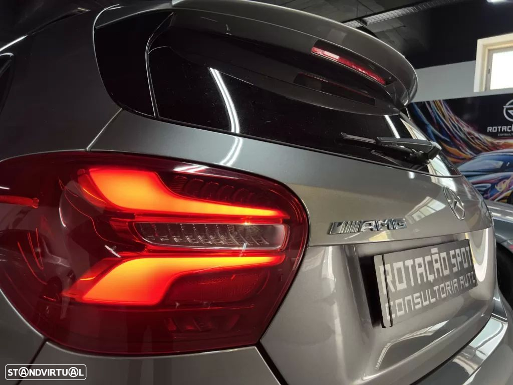 Mercedes-Benz A 45 AMG 4Matic Speedshift 7G-DCT - 7