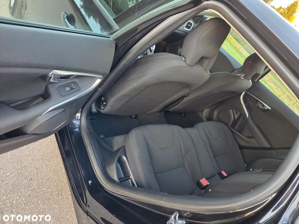 Volvo V40 - 21