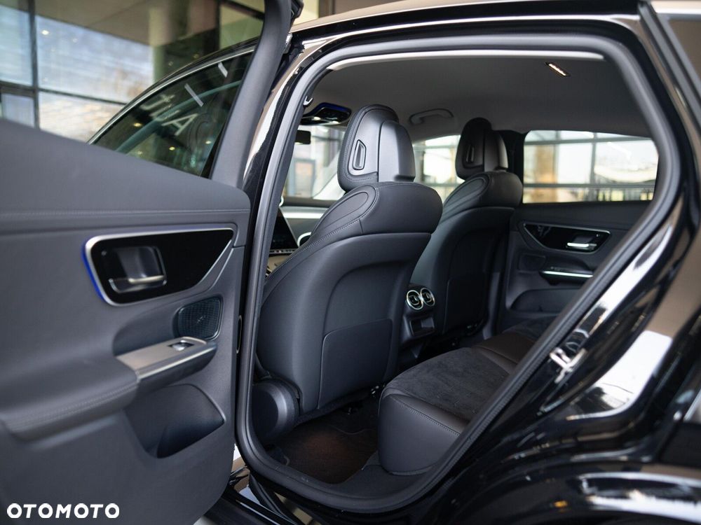 Mercedes-Benz GLC - 11