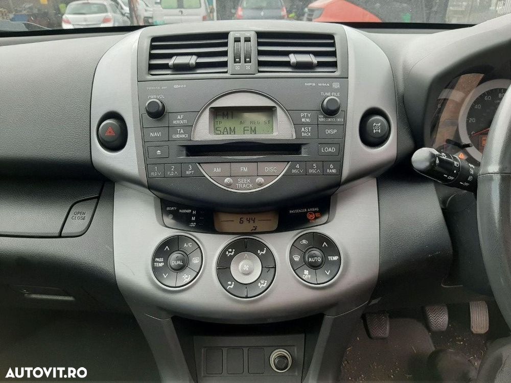 Stop stanga spate Toyota RAV 4 2007 SUV 2.2d-4D - 10