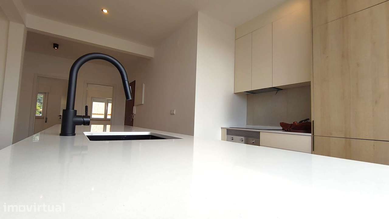 T2 c/ Open Space | Luz Natural | Cozinha Equipada - Grande imagem: 2/28