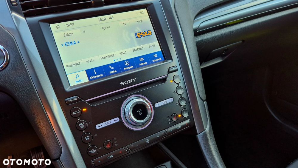 Ford Mondeo 2.0 EcoBlue Titanium - 31