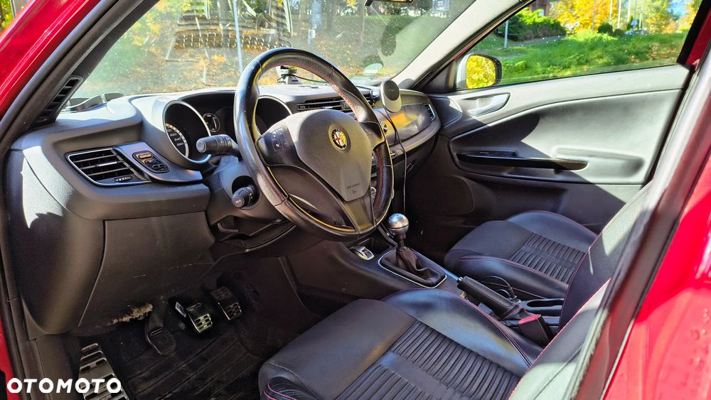 Alfa Romeo Giulietta 1.4 TB MultiAir Distinctive - 14