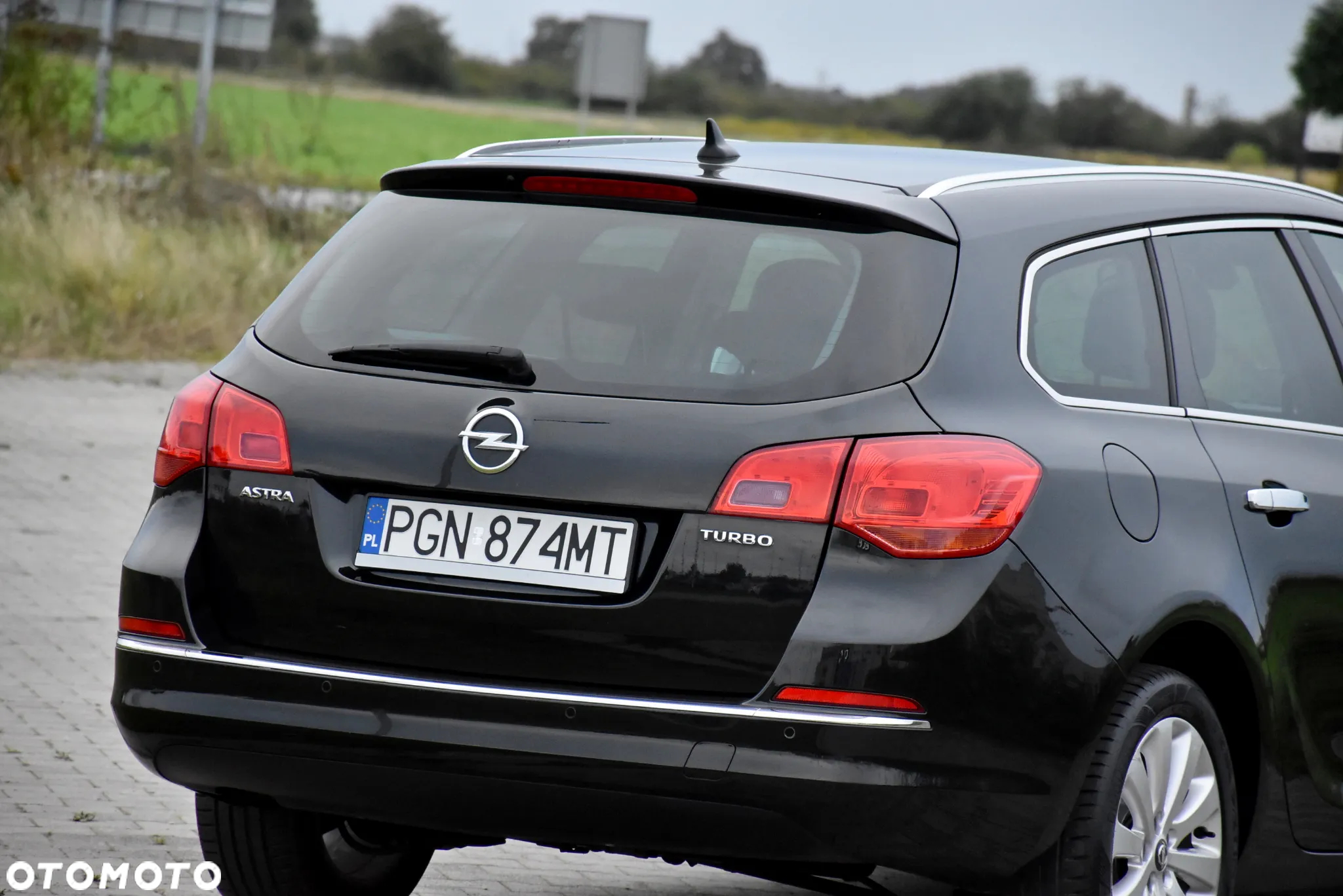 Opel Astra 1.4 Turbo Cosmo - 12