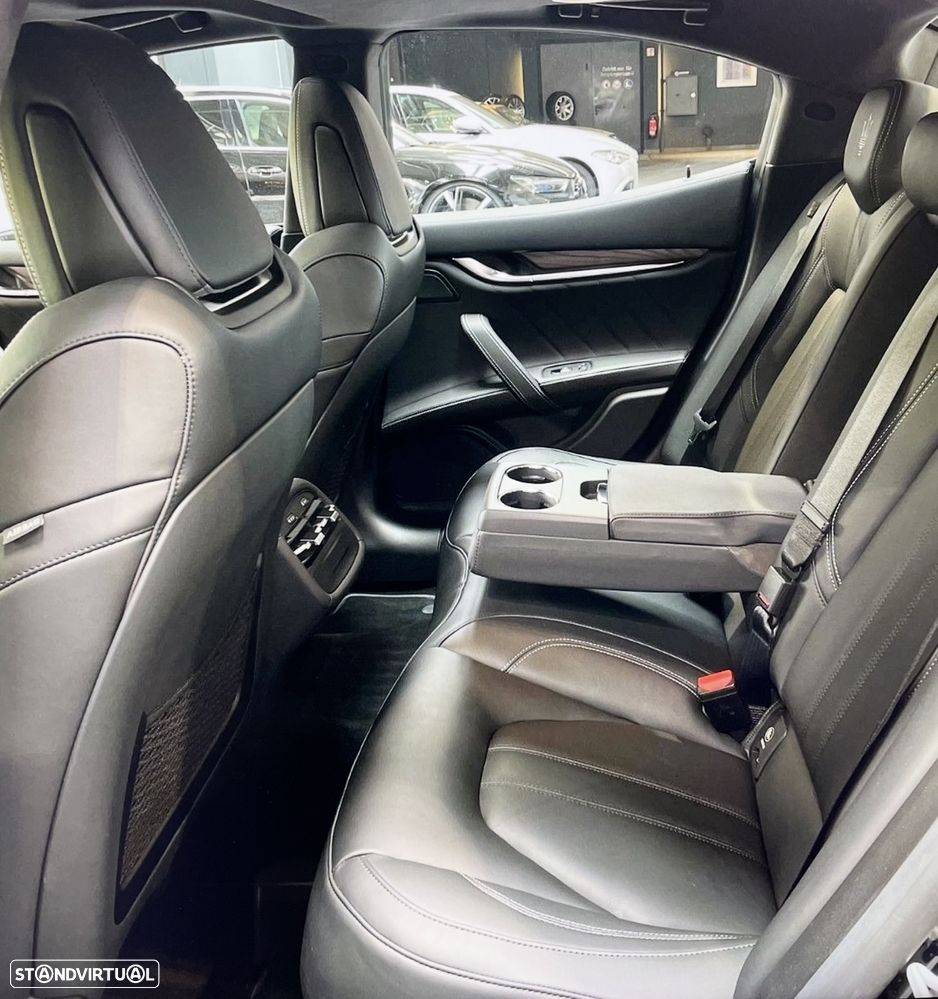 Maserati Ghibli Hybrid - 13