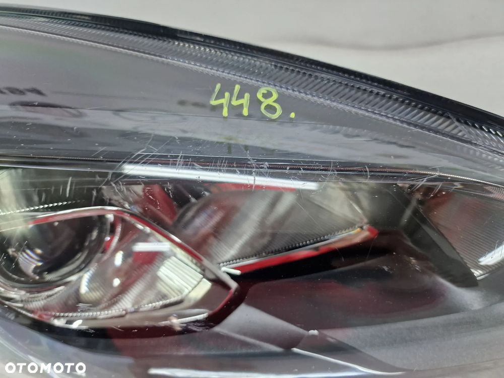 FORD FIESTA MK8 17- PRAWA LAMPA PRZEDNIA PRZÓD SOCZEWKA + LED , CIEMNA , NR L1BB-13E014-EH , NR AUKCJI LA448 - 7