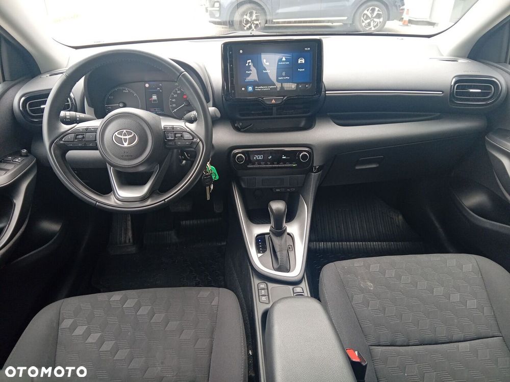 Toyota Yaris - 15