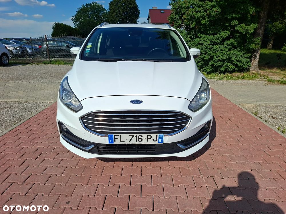 Ford S-Max - 17