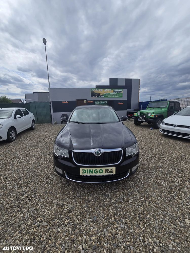 Skoda Superb 2.0 TDI DSG Comfort - 2