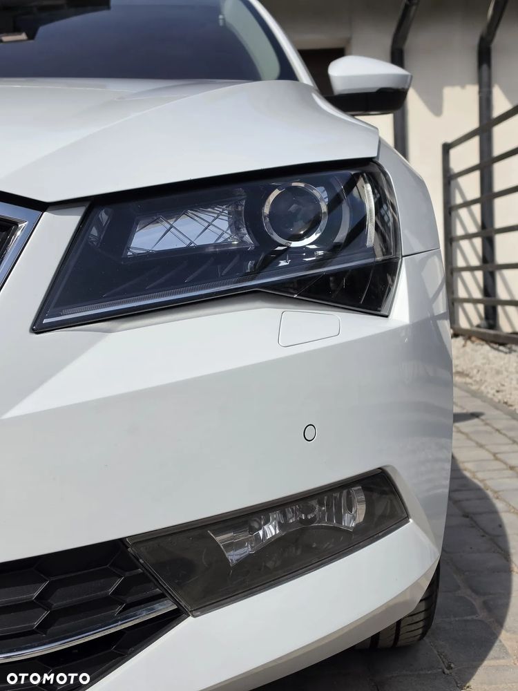 Skoda Superb 2.0 TSI Style DSG - 10