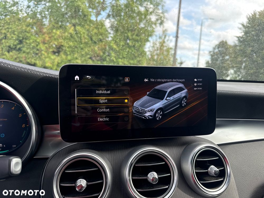 Mercedes-Benz GLC 300 de 4-Matic - 33