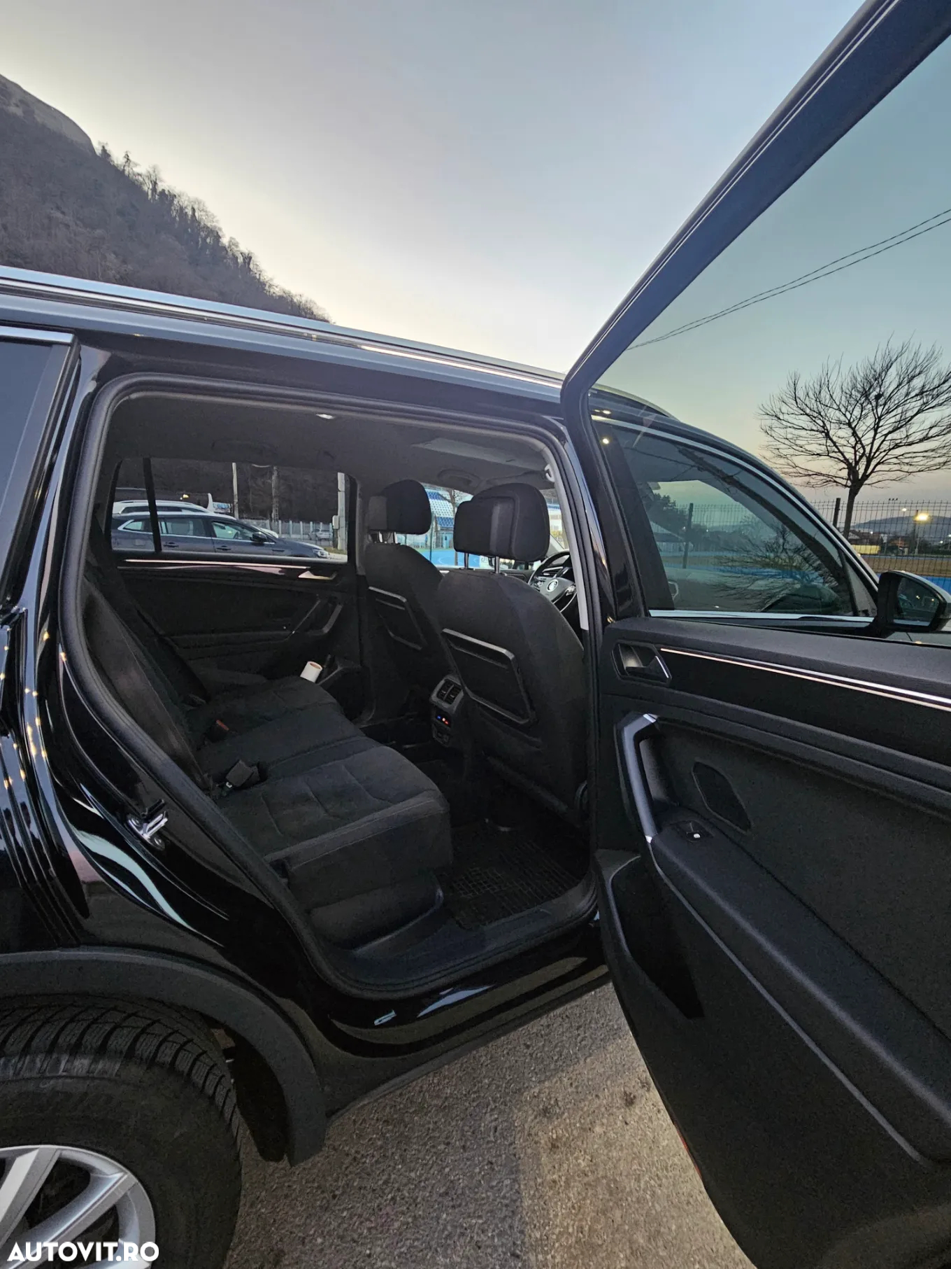 Volkswagen Tiguan Allspace 2.0 TDI SCR 4Motion DSG Highline - 23