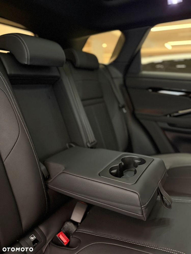 Land Rover Range Rover Evoque - 22