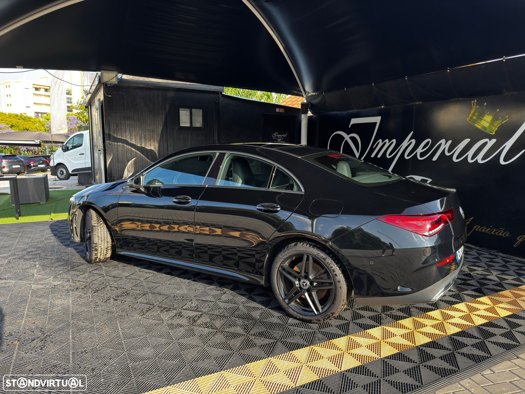 Mercedes-Benz CLA 250 e AMG Line - 3