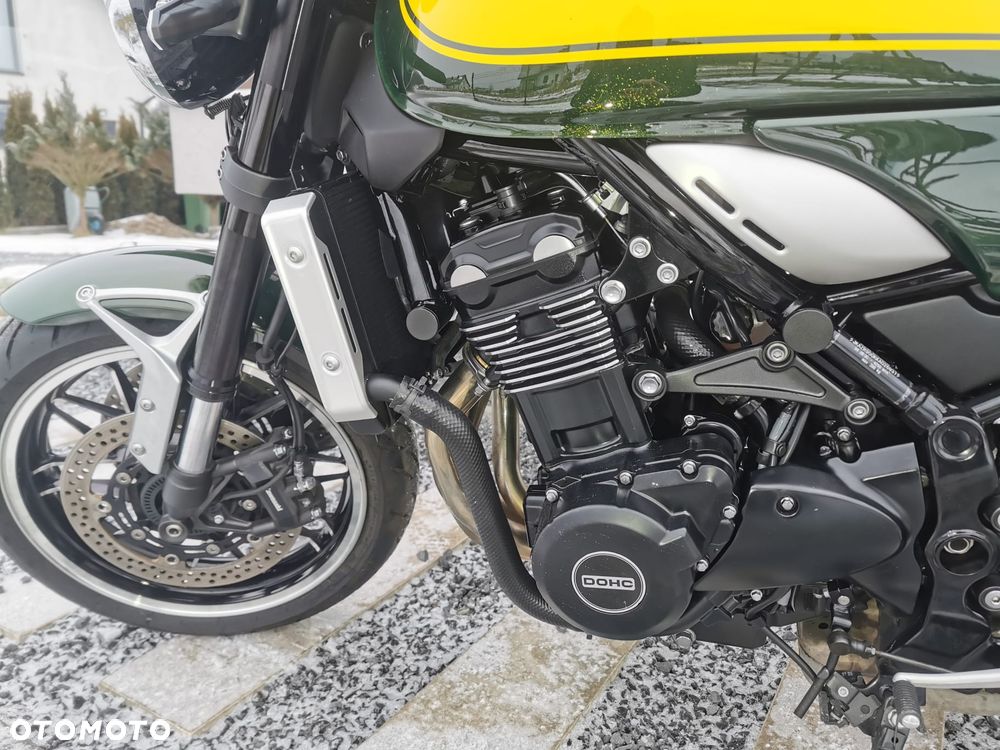 Kawasaki Z 900 RS - 18