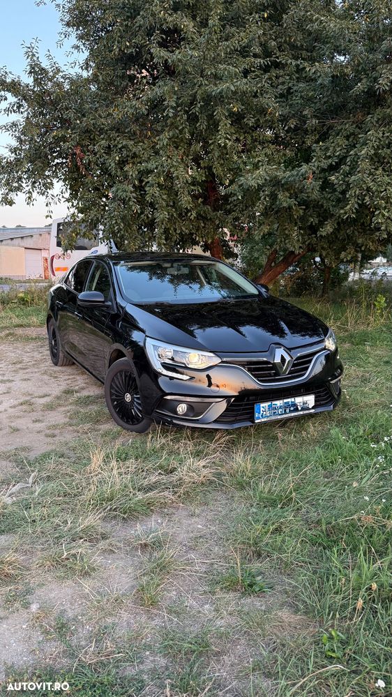 Renault Megane TCe Business - 1