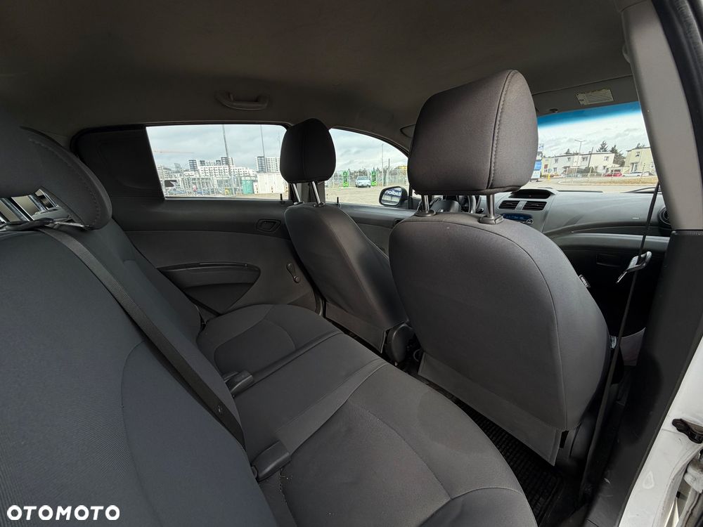 Chevrolet Spark 1.0 Base - 7