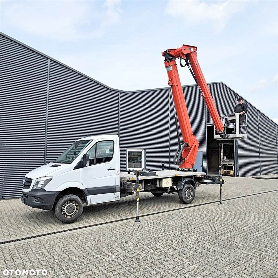 Mercedes-Benz Podnośnik Koszowy Zwyżka Pilot !  Versalift VTX240 24 Metry 12 w Bok Jak Wumag Multitel Gsr