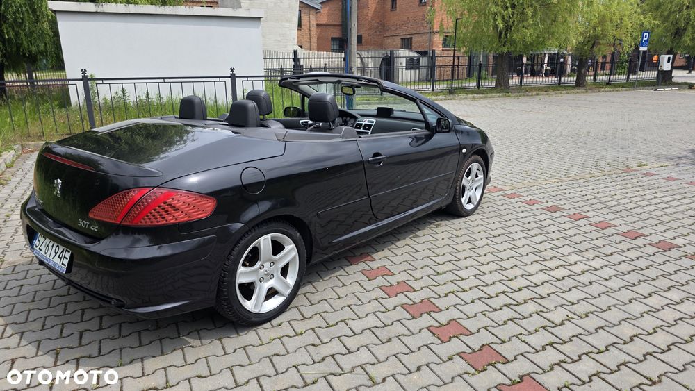 Peugeot 307 HDi 135 Sportline - 13