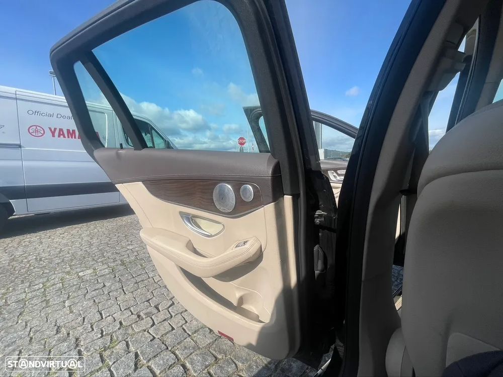 Mercedes-Benz C 350 Station 7G-TRONIC Elegance - 25