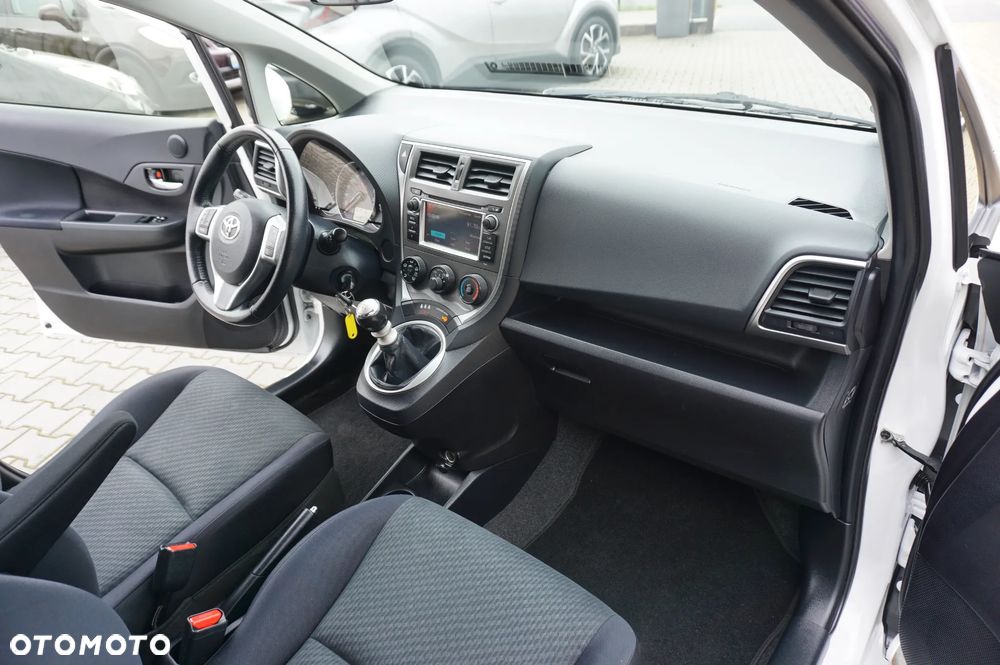 Toyota Verso S 1.33 VVT-i Life - 28