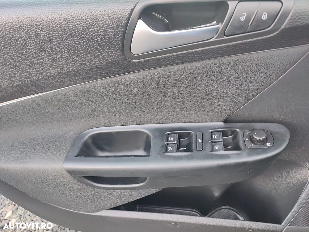 Volkswagen Passat - 15