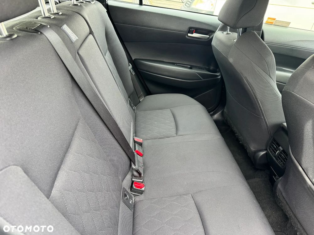 Toyota Corolla Cross - 15