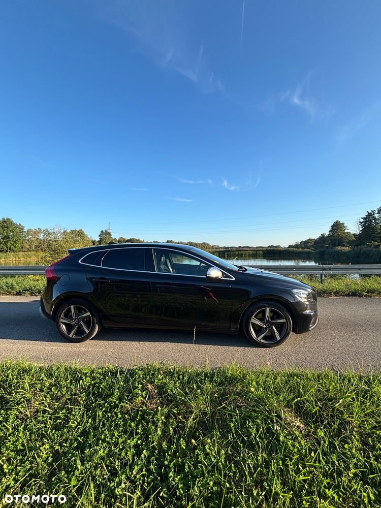 Volvo V40 D3 Geartronic R Design - 12