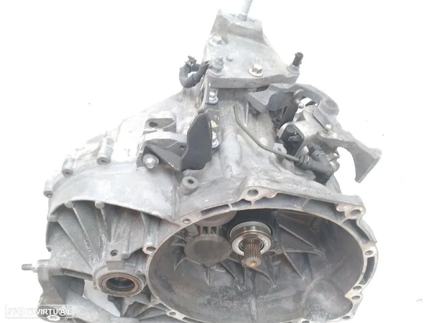 Caixa Velocidades Ford Mondeo 1.8Tdci Ref.7G9R 7002 ZF - 1