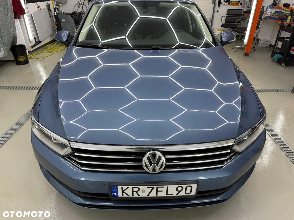 Volkswagen Passat 2.0 TDI BMT Comfortline - 5