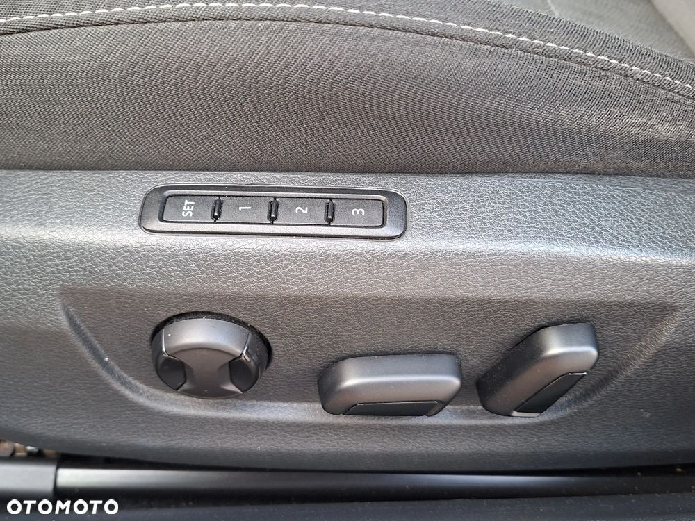 Skoda Superb 2.0 TDI DSG Style - 9