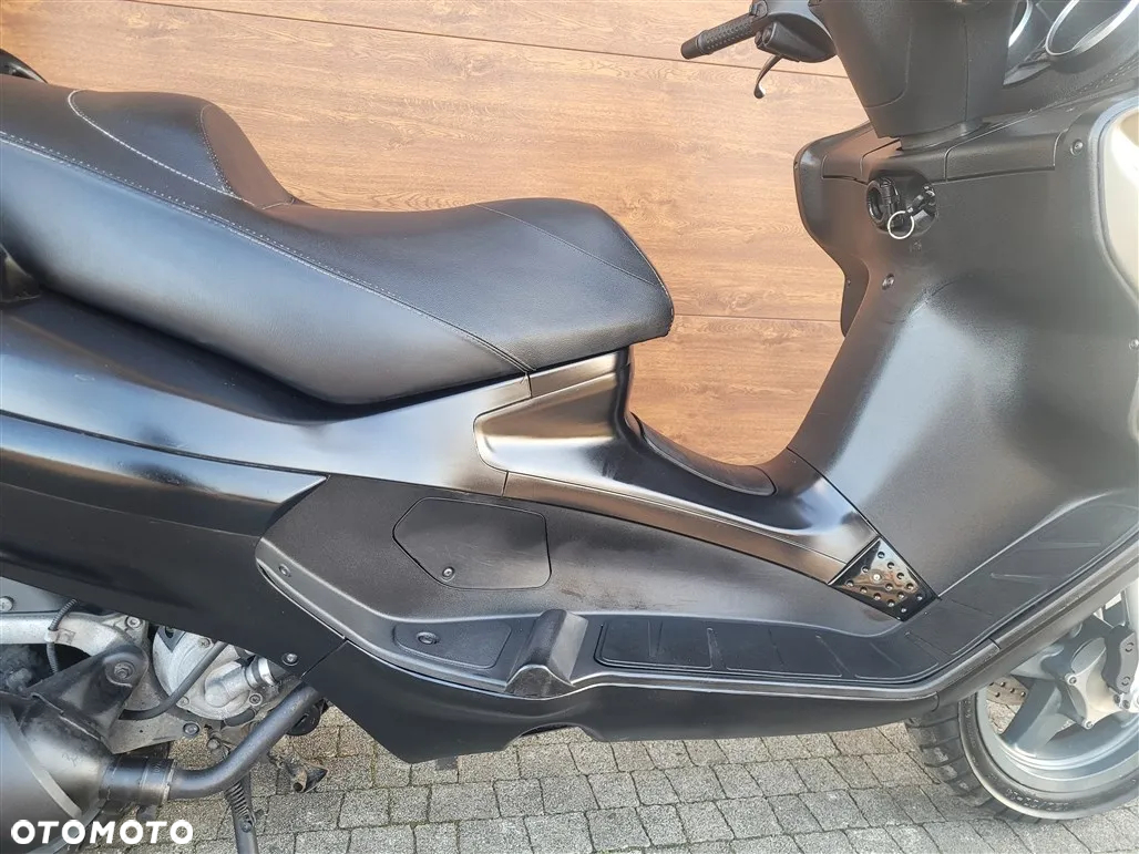 Piaggio Xevo - 12