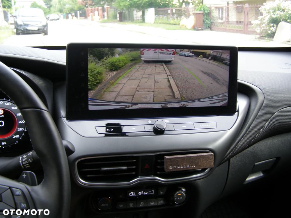 Nissan Juke 1.0 DIG-T N-Connecta DCT - 11