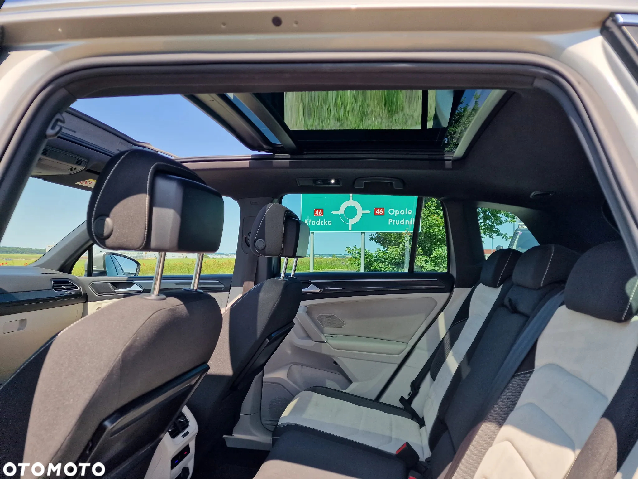 Volkswagen Tiguan 2.0 TDI SCR BlueMotion Technology Exclusive - 30
