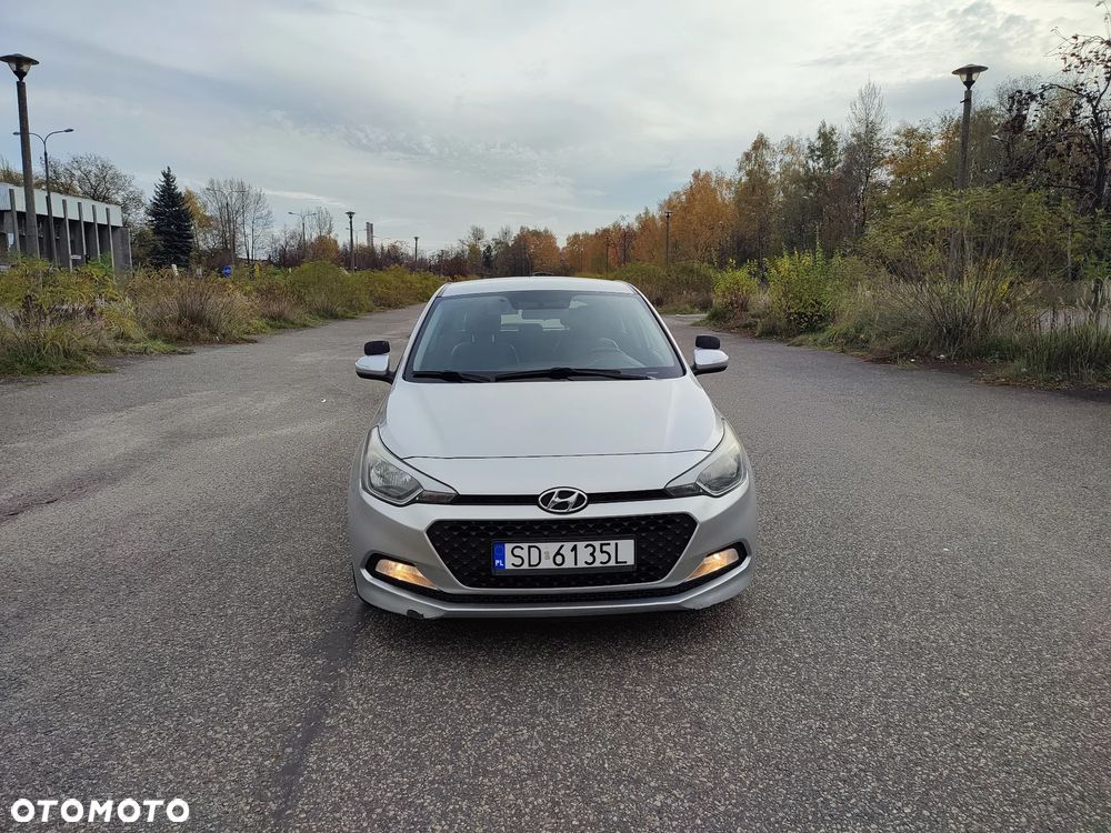 Hyundai i20 - 10