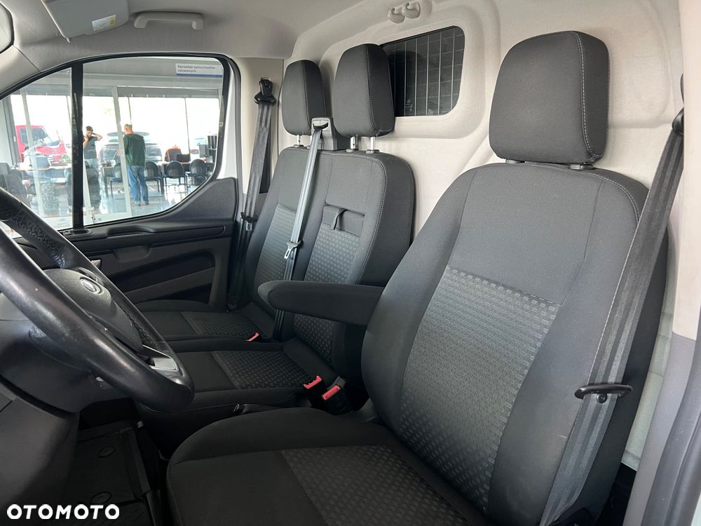 Ford Transit Custom - 24